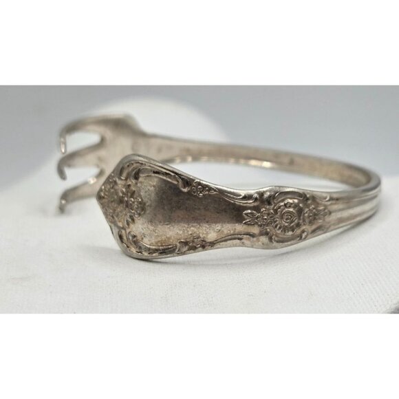 Handmade Silver Fork Bracelet By Oneida Ltd - Picture 2 of 5